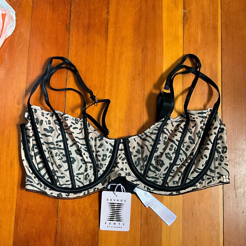 Savage X Fenty Vigilante Vamp Mesh Unlined Balconette Bra Hellcat 40DDD NWT - Picture 5 of 7